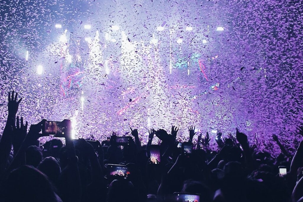 Konfettiregen im Festival Einsatz